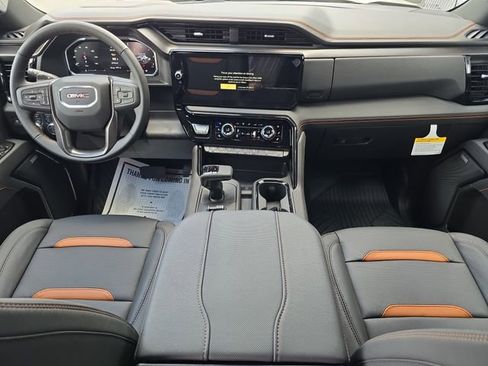 New 2026 GMC Sierra 1500 AT4 w/ AT4 Premium Package AWD/4WD image 11