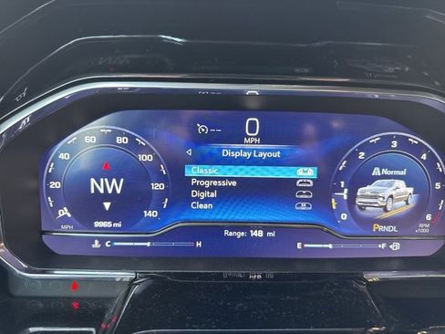 Used 2024 Chevrolet Silverado 1500 LT image 18