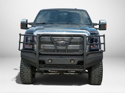 Used 2015 Ford F250 Lariat w/ Lariat Ultimate Package AWD/4WD image 3