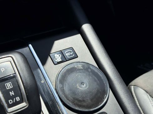 Used 2023 Mitsubishi Outlander SE AWD/4WD image 28