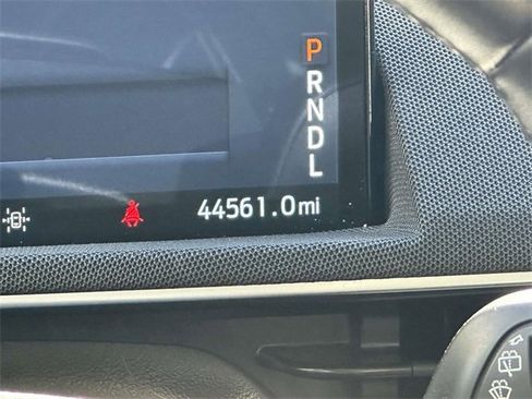 Used 2021 Ford Mustang Mach-E Select image 22