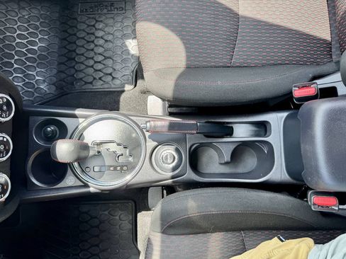 Used 2017 Mitsubishi Outlander Sport LE AWD/4WD image 23
