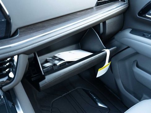 New 2026 Chevrolet Tahoe Z71 w/ Sun And Tow Package image 18