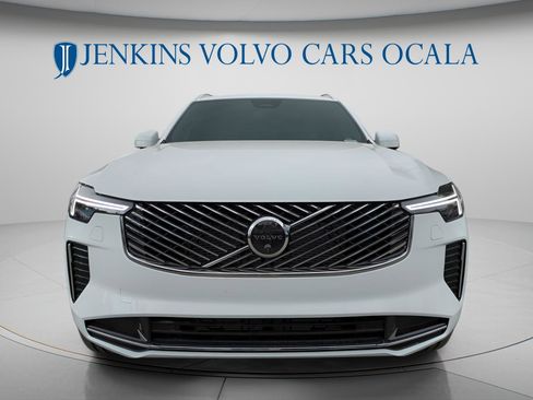 New 2026 Volvo XC90 B6 Plus image 8