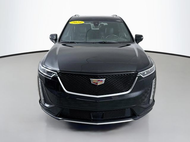Used 2024 Cadillac XT6 Sport w/ Platinum Package AWD/4WD image 2