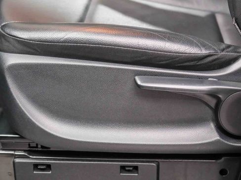 Used 2023 Mercedes-Benz Metris Passenger image 25