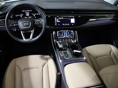Certified 2025 Audi Q7 2.0T Premium Plus image 12