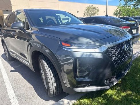 Used 2020 Hyundai Santa Fe SEL FWD image 3