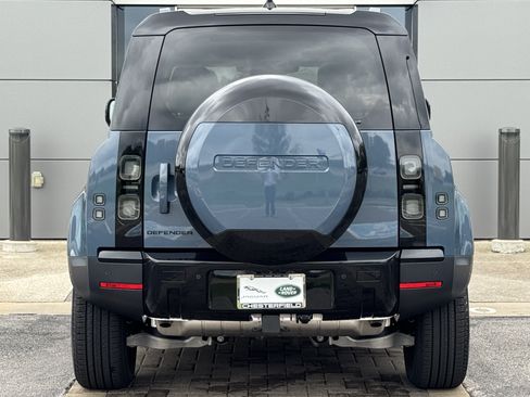 New 2026 Land Rover Defender 110 S AWD/4WD image 7