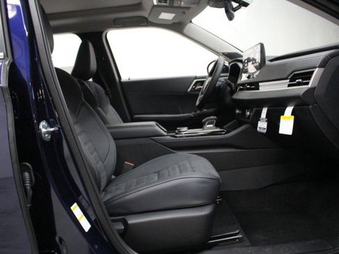 New 2026 Mitsubishi Outlander SE image 18