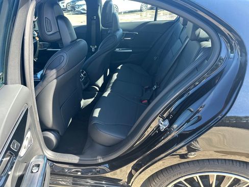 New 2026 Mercedes-Benz C 300 4MATIC Sedan image 23