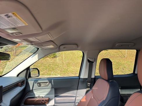 Certified 2024 Ford Maverick Lariat image 15