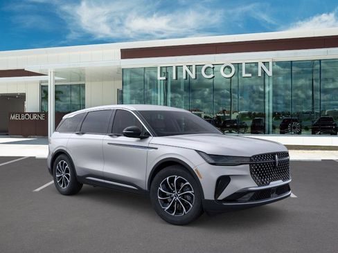 New 2026 Lincoln Nautilus Premier AWD/4WD image 7