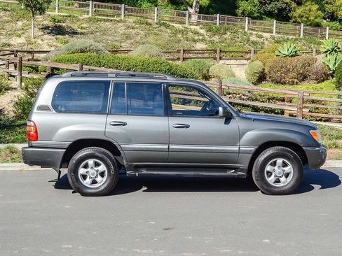 Used 1999 Toyota Land Cruiser image 7