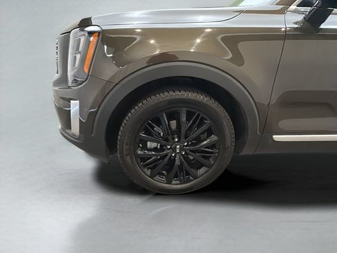 Used 2020 Kia Telluride SX w/ SX Prestige Package AWD/4WD image 9