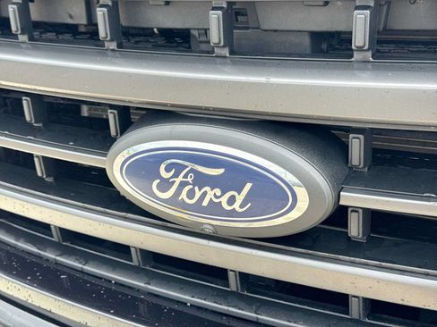 Used 2023 Ford F150 Lariat w/ Equipment Group 502A High AWD/4WD image 11