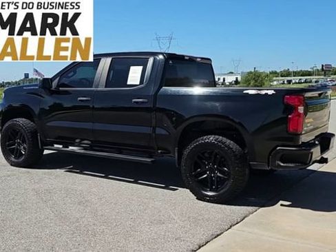 Used 2020 Chevrolet Silverado 1500 Custom w/ Custom Value Package AWD/4WD image 6