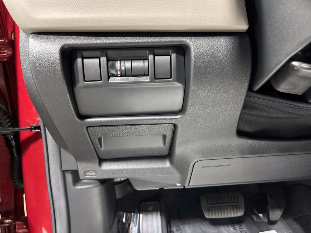 Used 2026 Subaru Forester AWD/4WD image 15
