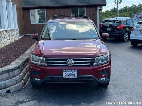 Used 2018 Volkswagen Tiguan SE AWD/4WD image 12