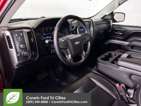 Used 2017 Chevrolet Silverado 1500 LT image 3