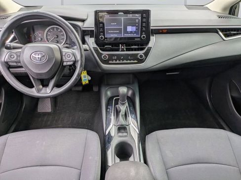 Used 2022 Toyota Corolla LE FWD image 14