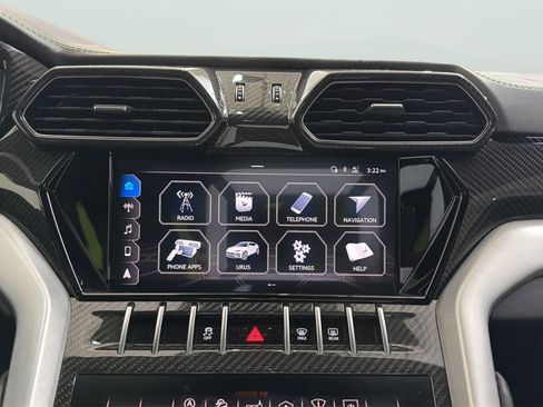 Used 2020 Lamborghini Urus AWD/4WD image 24