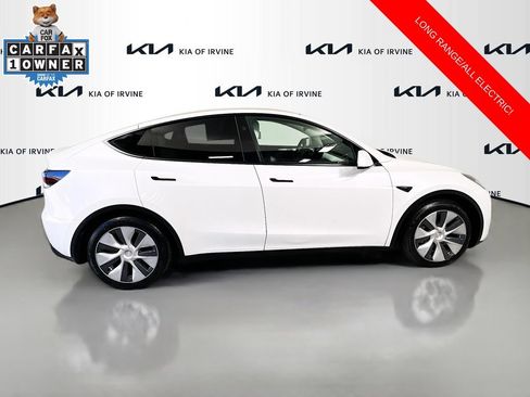 Used 2024 Tesla Model Y Long Range AWD/4WD image 8
