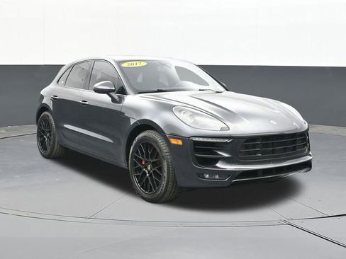 Used 2017 Porsche Macan GTS w/ Premium Package Plus image 21