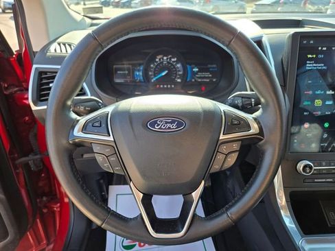 Used 2024 Ford Edge Titanium image 27