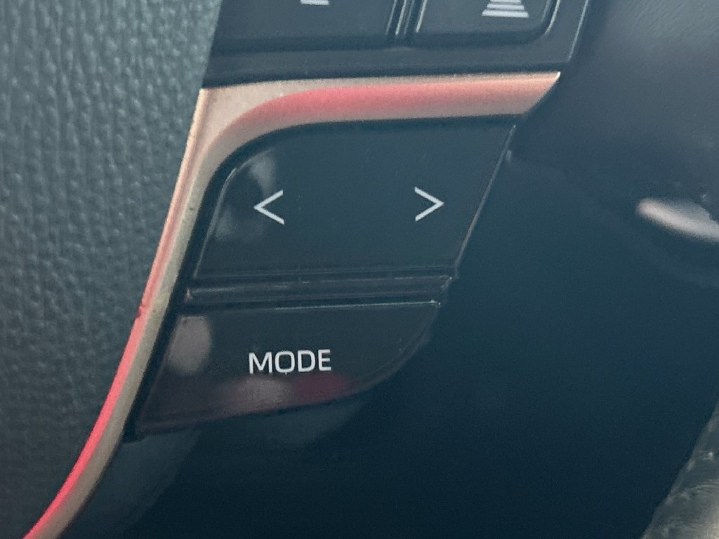 Used 2023 Toyota Crown AWD/4WD image 17