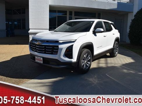 New 2026 Chevrolet Equinox LT w/ Convenience Package II FWD image 5