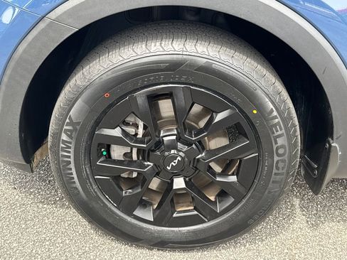 Used 2024 Kia Telluride SX Prestige X-Pro AWD/4WD image 11