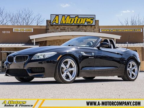 Used 2014 BMW Z4 sDrive28i image 1