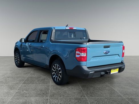 Used 2022 Ford Maverick Lariat w/ Lariat Luxury Package image 3