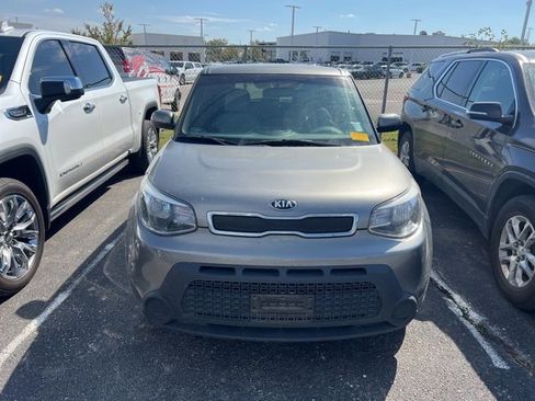 Used 2016 Kia Soul image 2