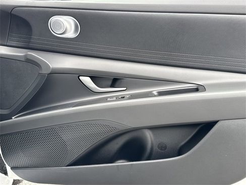 New 2026 Hyundai Elantra Blue image 14