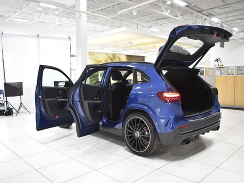 Certified 2024 Mercedes-Benz GLA 35 AMG 4MATIC image 10