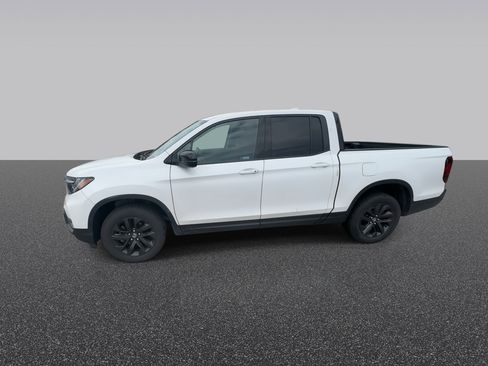 Used 2023 Honda Ridgeline Sport image 4