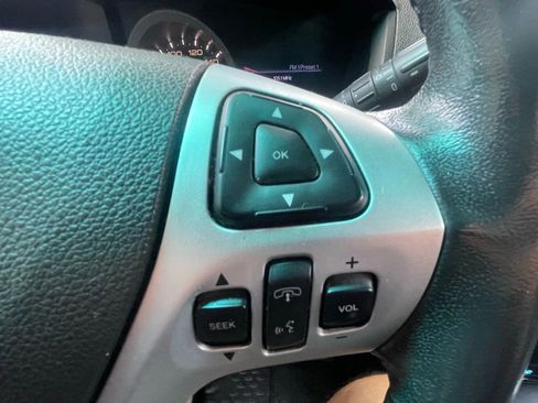 Used 2013 Ford Explorer Limited image 12