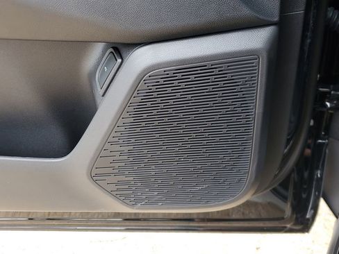 New 2026 Chevrolet Equinox LT w/ Convenience Package II FWD image 29