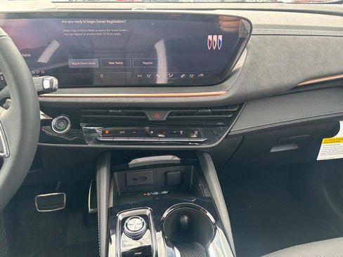 New 2026 Buick Envision Sport Touring AWD/4WD image 9