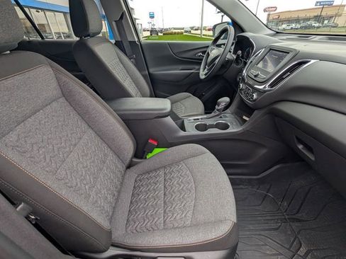 Used 2024 Chevrolet Equinox LT w/ LPO, Floor Liner Package image 4