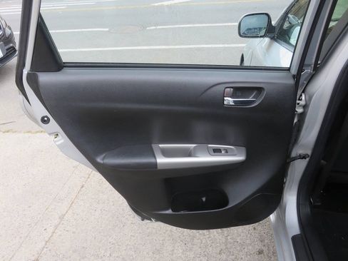 Used 2009 Subaru Impreza 2.5i AWD/4WD image 25