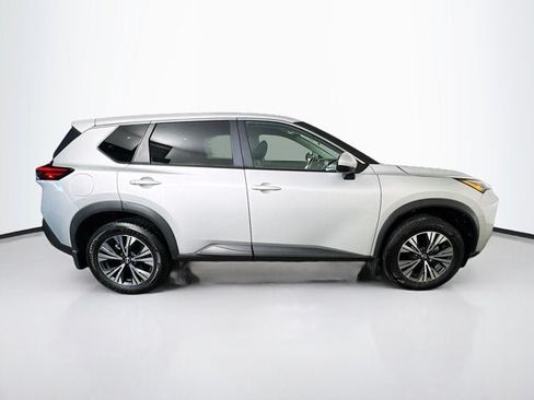 Used 2022 Nissan Rogue SV AWD/4WD image 4