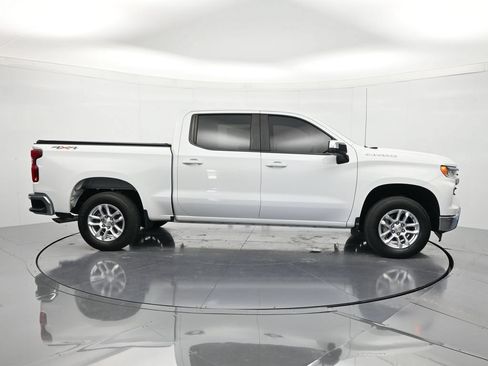 Used 2024 Chevrolet Silverado 1500 LT AWD/4WD image 4