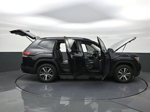 Used 2022 Volkswagen Atlas SE FWD image 29
