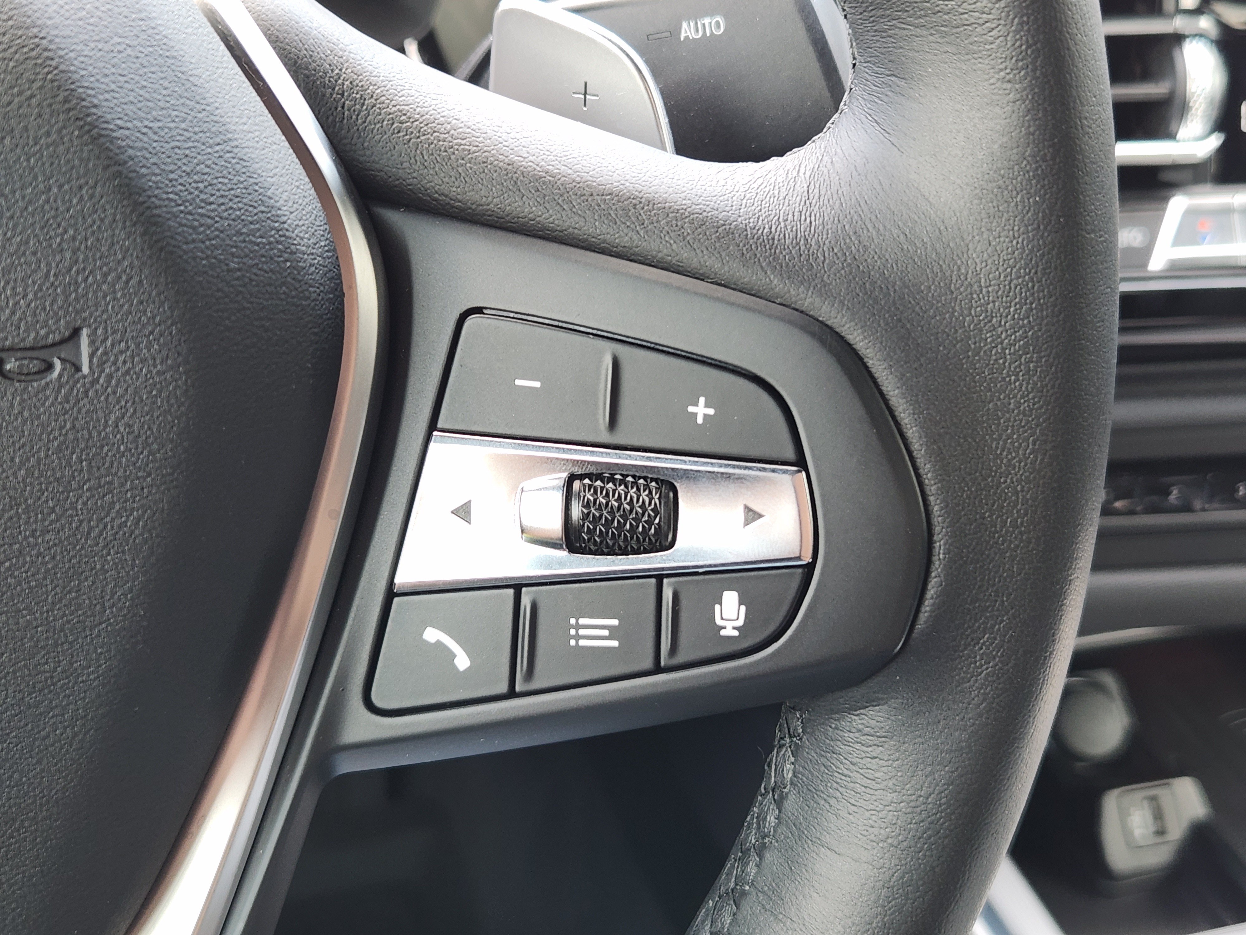 Used 2019 BMW Z4 sDrive30i w/ Executive Package RWD image 27