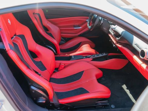 Used 2021 Ferrari F8 Tributo RWD image 65