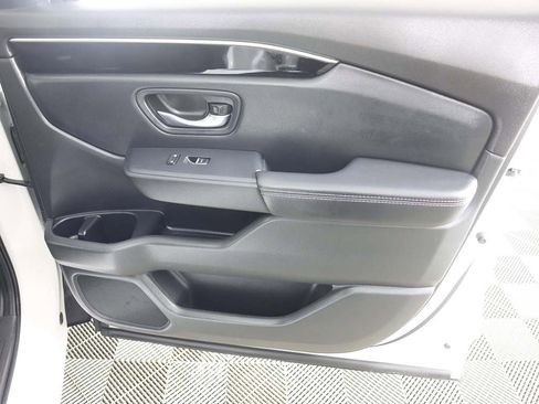 Used 2023 Honda Pilot EX-L image 25