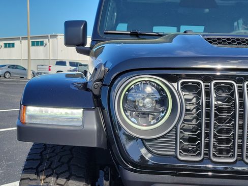 New 2026 Jeep Gladiator Mojave w/ Safety Group AWD/4WD image 7